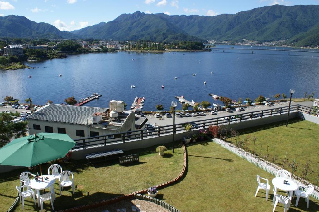 Hotel Kosuien Fujikawaguchiko Esterno foto